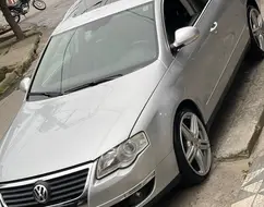 VOLKSWAGEN PASSAT 2.0 FSI COMFORTLINE 16V TURBO GASOLINA 4P TIPTRONIC VOLKSWAGEN PASSAT 2.0 FSI COMFORTLINE 16V TURBO GASOLINA 4P TIPTRONIC