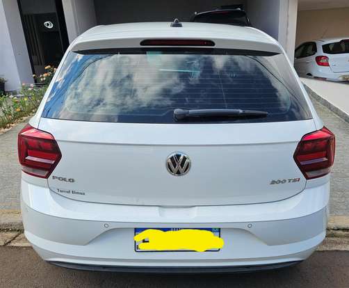 VOLKSWAGEN-POLO-2020