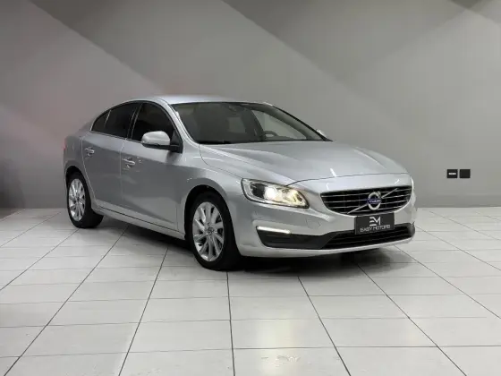 VOLVO S60 2.0 T4 KINETIC GASOLINA 4P AUTOMÁTICO VOLVO S60 2.0 T4 KINETIC GASOLINA 4P AUTOMÁTICO