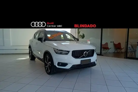 VOLVO XC40 2.0 T5 GASOLINA R-DESIGN AWD GEARTRONIC