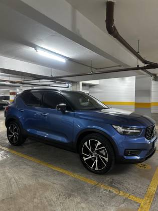 VOLVO XC40 1.5 T5 RECHARGE R-DESIGN GEARTRONIC