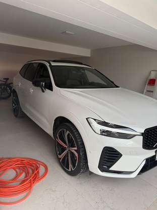 VOLVO-XC60-2021