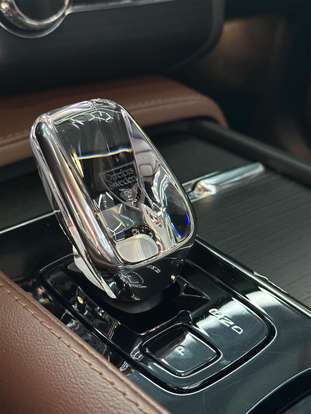 VOLVO-XC90-2022