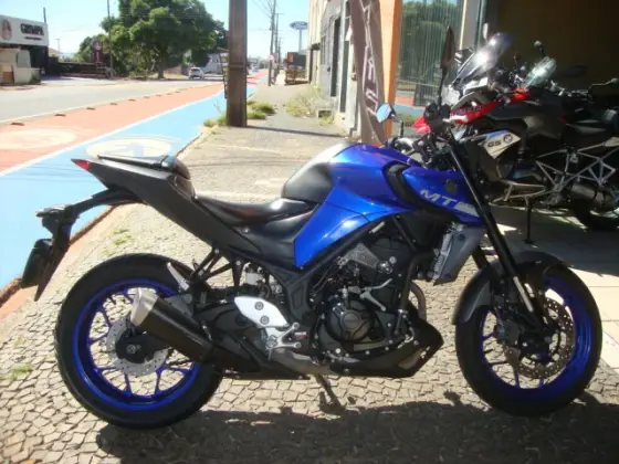 YAMAHA MT-03 ABS YAMAHA MT-03 ABS