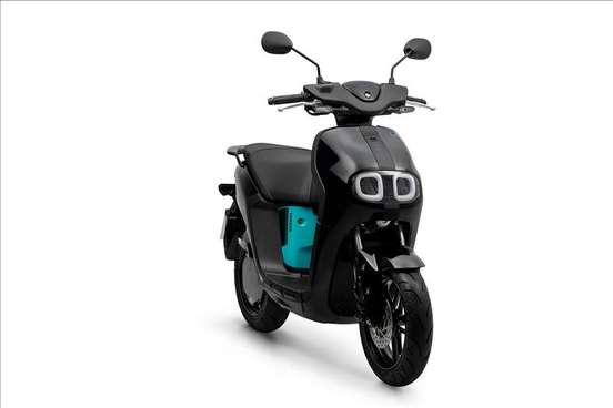 YAMAHA-NEOS CONNECTED-2025