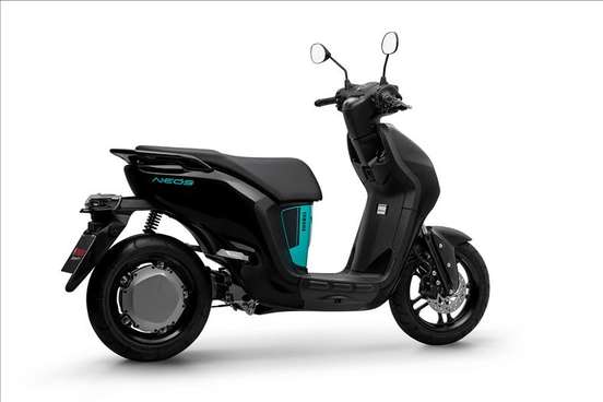 YAMAHA-NEOS CONNECTED-2025