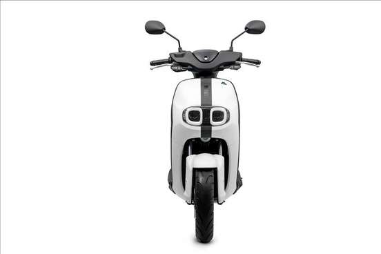 YAMAHA-NEOS CONNECTED-2025