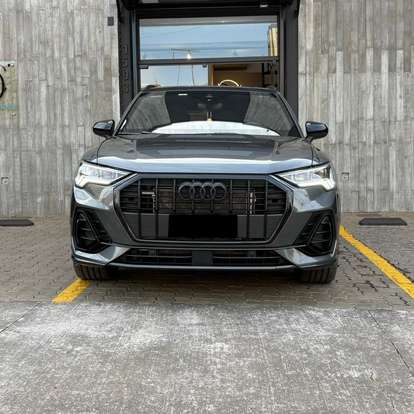 AUDI-Q3-2023
