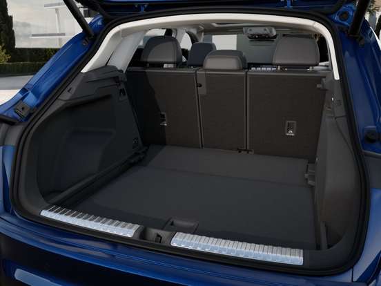 AUDI-Q3-2026