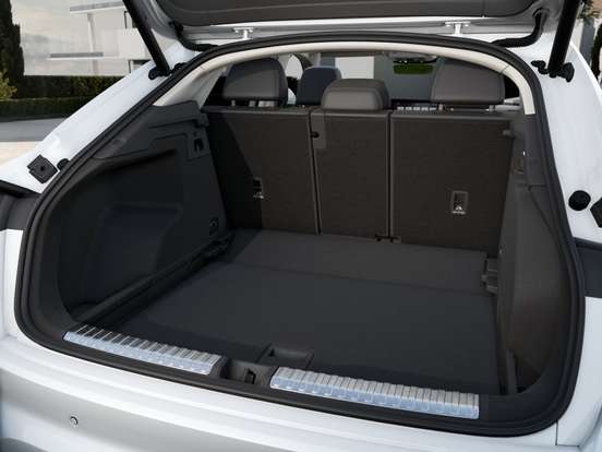 AUDI-Q3-2026