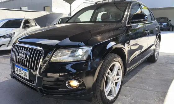 AUDI Q5 2.0 TFSI AMBIENTE 16V 225CV GASOLINA 4P AUTOMÁTICO AUDI Q5 2.0 TFSI AMBIENTE 16V 225CV GASOLINA 4P AUTOMÁTICO
