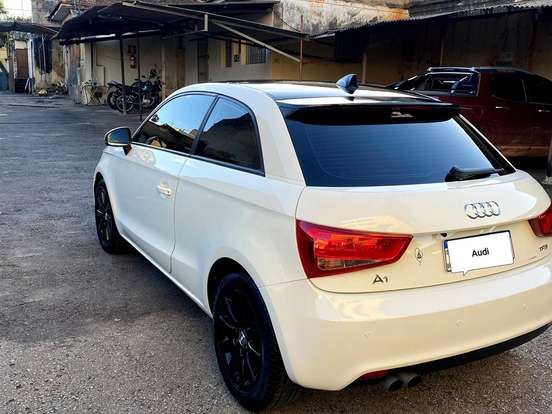 AUDI-A1-1.4 TFSI ATTRACTION 16V 122CV GASOLINA 2P AUTOMÁTICO AUDI-A1-2011