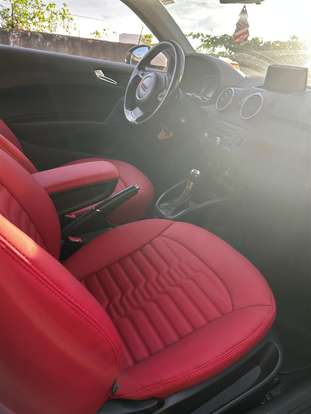 AUDI-A1-2011