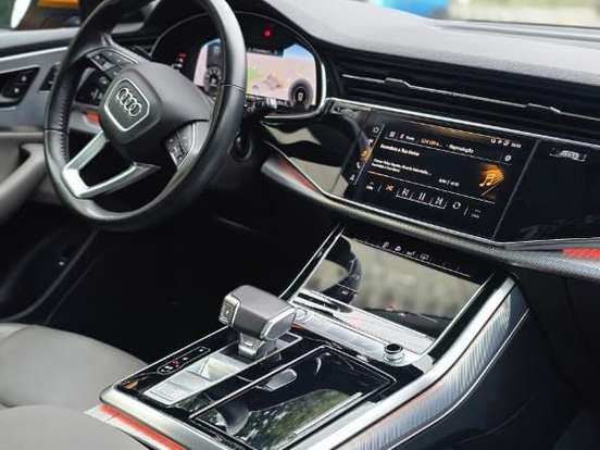 AUDI-Q8-3.0 TFSI GASOLINA PERFORMANCE QUATTRO TIPTRONIC AUDI-Q8-2019