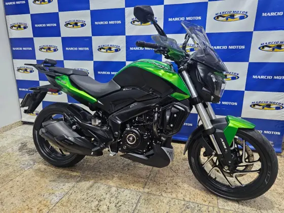 BAJAJ DOMINAR 400 