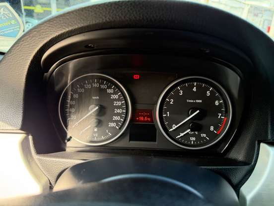 BMW-335i-2006
