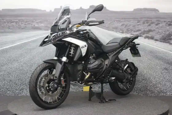 BMW R 1300 GS TRIPLE BLACK BMW R 1300 GS TRIPLE BLACK