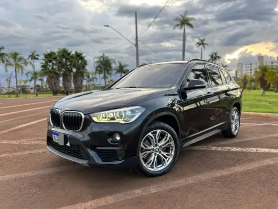 BMW X1 2.0 16V TURBO ACTIVEFLEX SDRIVE20I 4P AUTOMÁTICO BMW X1 2.0 16V TURBO ACTIVEFLEX SDRIVE20I 4P AUTOMÁTICO