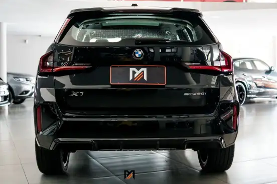 BMW-X1-2023