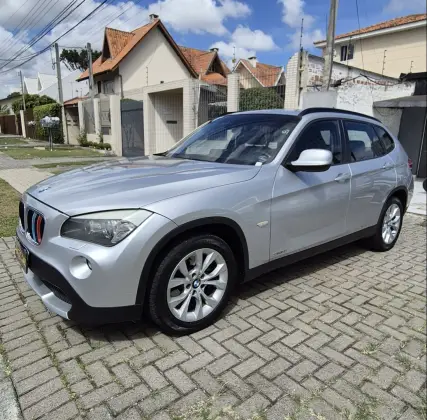 BMW X1 2.0 18I S-DRIVE 4X2 16V GASOLINA 4P AUTOMÁTICO BMW X1 2.0 18I S-DRIVE 4X2 16V GASOLINA 4P AUTOMÁTICO