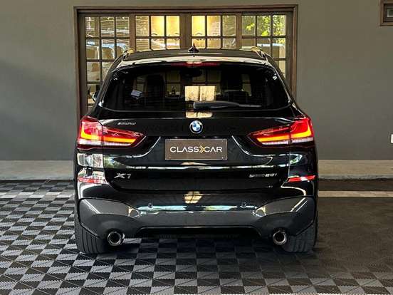 BMW-X1-2022