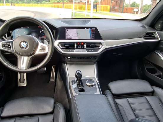 BMW-320i-2.0 16V TURBO GASOLINA M SPORT AUTOMÁTICO BMW-320i-2019