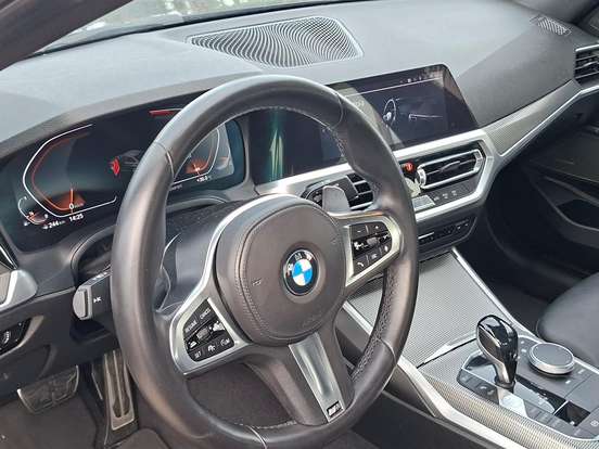 BMW-320i-2.0 16V TURBO GASOLINA M SPORT AUTOMÁTICO BMW-320i-2019