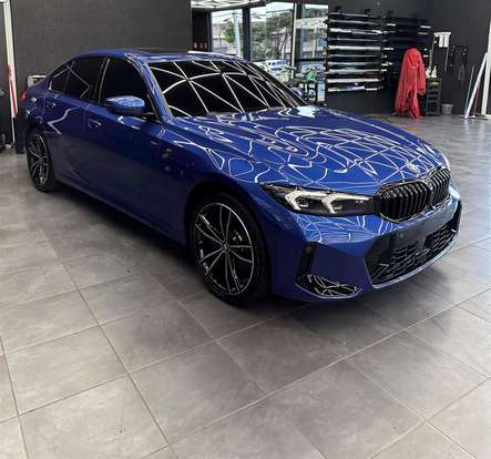 BMW-330e-2024