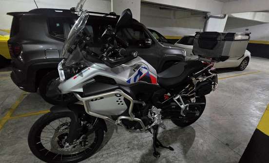BMW-F 900 GS ADVENTURE-2025