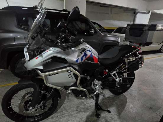 BMW-F 900 GS ADVENTURE BMW-F 900 GS ADVENTURE-2025