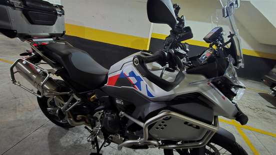 BMW-F 900 GS ADVENTURE-2025