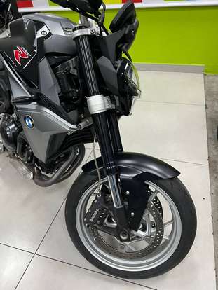 BMW-F 900 R SPORT-2023