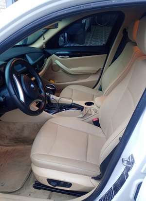 BMW-X1-2012