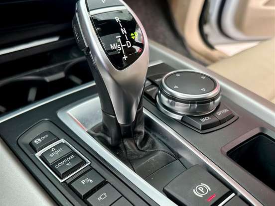 BMW-X5-3.0 FULL 4X4 35I 6 CILINDROS 24V GASOLINA 4P AUTOMÁTICO BMW-X5-2015