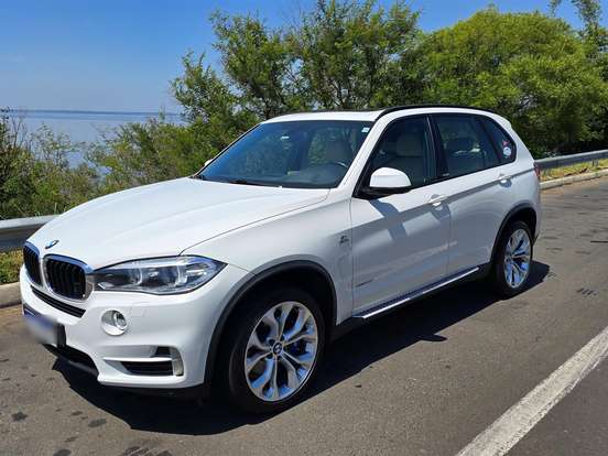 BMW-X5-3.0 FULL 4X4 35I 6 CILINDROS 24V GASOLINA 4P AUTOMÁTICO BMW-X5-2015