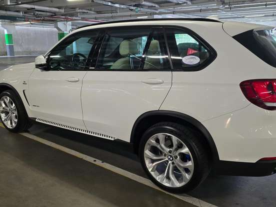 BMW-X5-3.0 FULL 4X4 35I 6 CILINDROS 24V GASOLINA 4P AUTOMÁTICO BMW-X5-2015