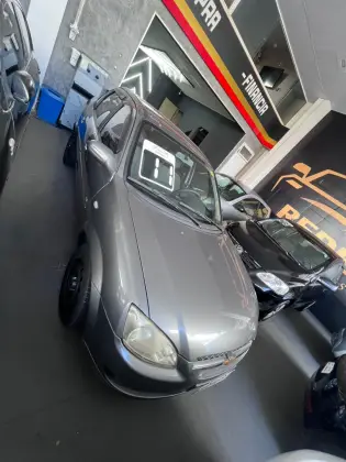 CHEVROLET CORSA 1.4 MPFI PREMIUM SEDAN 8V FLEX 4P MANUAL CHEVROLET CORSA 1.4 MPFI PREMIUM SEDAN 8V FLEX 4P MANUAL