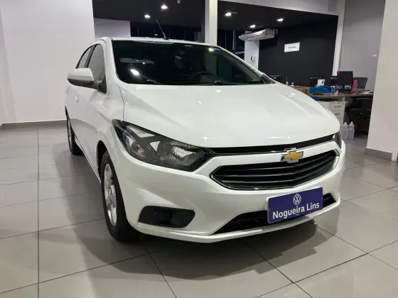 CHEVROLET ONIX 1.4 MPFI LT 8V FLEX 4P MANUAL CHEVROLET ONIX 1.4 MPFI LT 8V FLEX 4P MANUAL