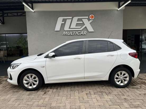 CHEVROLET-ONIX-2021