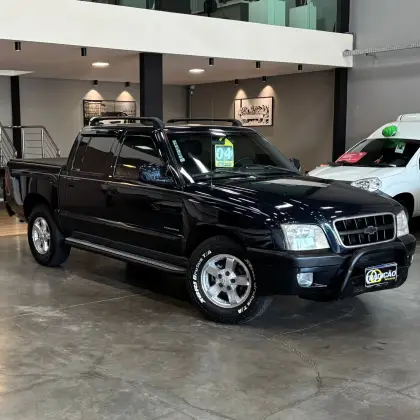 CHEVROLET S10 2.8 EXECUTIVE 4X4 CD 12V TURBO INTERCOOLER DIESEL 4P MANUAL CHEVROLET S10 2.8 EXECUTIVE 4X4 CD 12V TURBO INTERCOOLER DIESEL 4P MANUAL