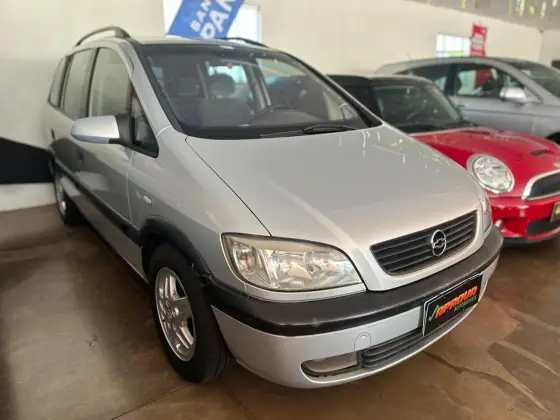 CHEVROLET ZAFIRA 2.0 MPFI CD 8V GASOLINA 4P MANUAL