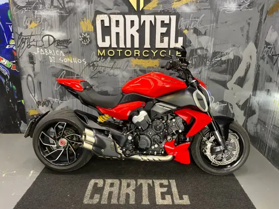 DUCATI DIAVEL V4 DUCATI DIAVEL V4