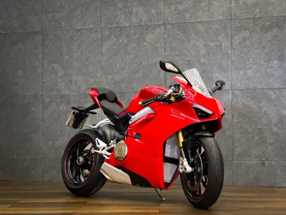 DUCATI PANIGALE V4 S 