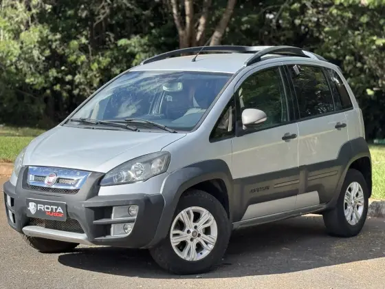FIAT IDEA 1.8 MPI ADVENTURE 8V FLEX 4P MANUAL FIAT IDEA 1.8 MPI ADVENTURE 8V FLEX 4P MANUAL
