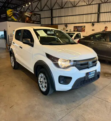 FIAT MOBI 1.0 EVO FLEX LIKE. MANUAL FIAT MOBI 1.0 EVO FLEX LIKE. MANUAL