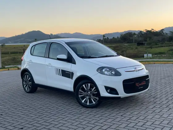 FIAT PALIO 1.6 MPI SPORTING 16V FLEX 4P MANUAL FIAT PALIO 1.6 MPI SPORTING 16V FLEX 4P MANUAL