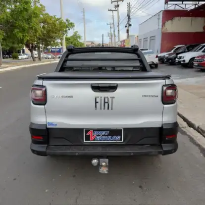 FIAT-STRADA-2021