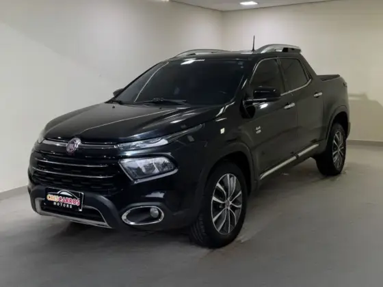 FIAT TORO 2.0 16V TURBO DIESEL VOLCANO 4WD AT9 FIAT TORO 2.0 16V TURBO DIESEL VOLCANO 4WD AT9