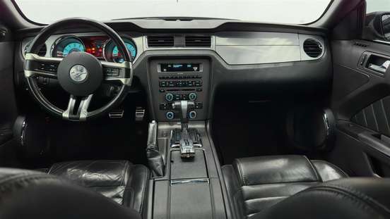 FORD-MUSTANG-2009