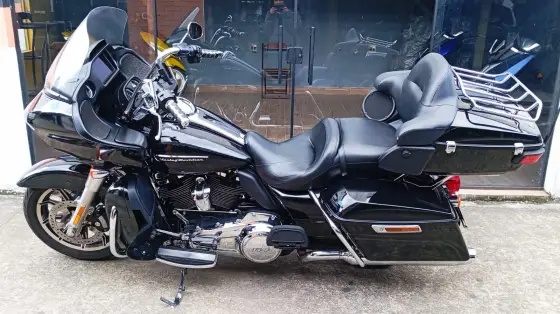 HARLEY-DAVIDSON ROAD GLIDE ULTRA HARLEY-DAVIDSON ROAD GLIDE ULTRA